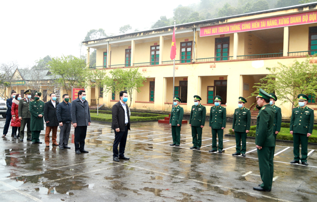 Bí thư Tỉnh ủy Đặng Quốc Khánh thăm Đồn Biên phòng Tùng Vài