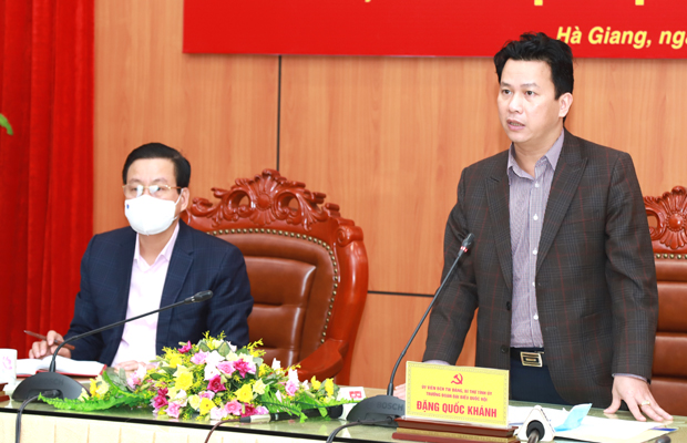 Bí thư Tỉnh ủy Đặng Quốc Khánh phát biểu chỉ đạo tại hội nghị.