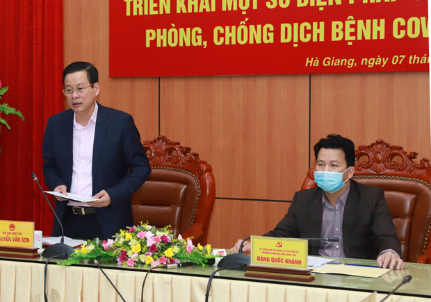 Chủ tịch UBND tỉnh Nguyễn Văn Sơn kết luận giao nhiệm vụ cho các sở, ngành, địa phương.