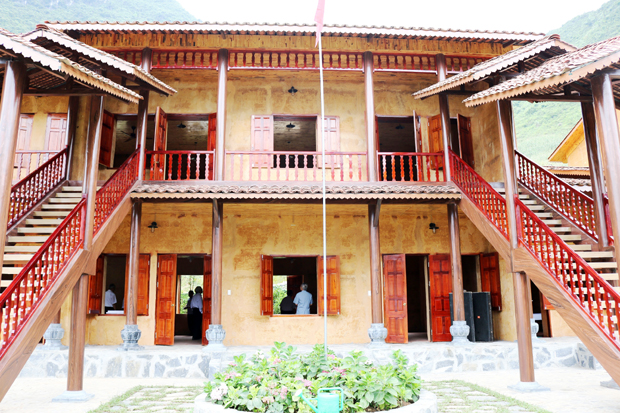 Nhà nghỉ cộng đồng tại H’Mông Village xã Đông Hà (Quản Bạ). 