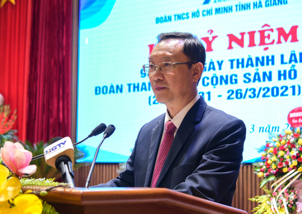 Phó Bí thư Thường trực Tỉnh ủy, Chủ tịch HĐND tỉnh Thào Hồng Sơn phát biểu tại buổi Lễ.