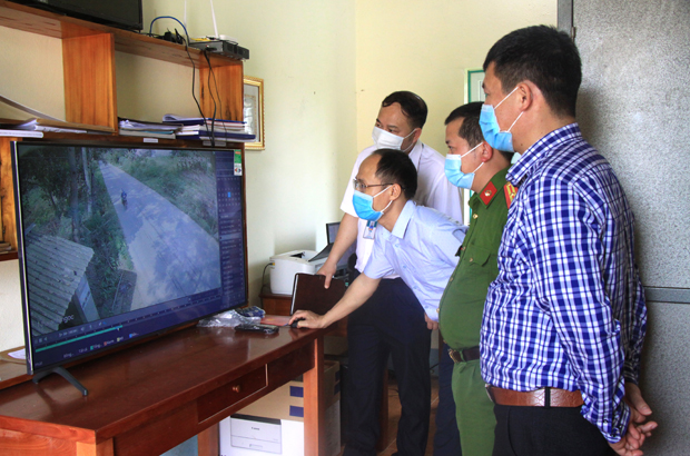 Việc lắp đặt camera an ninh thuận lợi cho theo dõi, phòng ngừa các loại tội phạm trên địa bàn xã Tân Trịnh