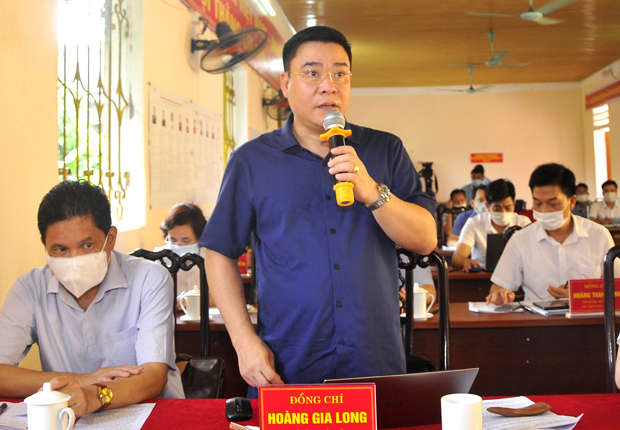 Phó Chủ tịch Thường trực UBND tỉnh Hoàng Gia Long đề nghị huyện Vị Xuyên xây dựng các phương án một cách cụ thể để tránh bị động khi phát sinh tình huống trong công tác bầu cử.