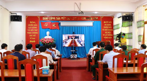 Hội nghị trực tuyến Đoàn công tác 198 của BTV Tỉnh ủy làm việc với huyện Yên Minh