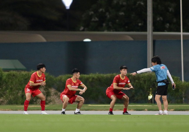 Duy Mạnh, Đình Trọng và Minh Vương tập riêng với bác sĩ Choi Yu Joung