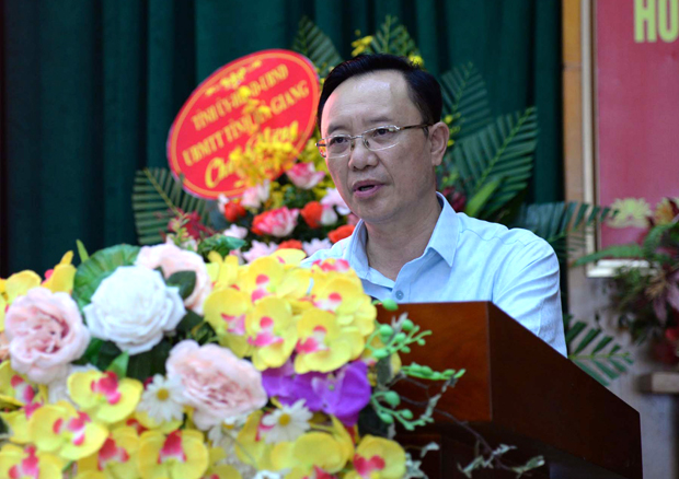 Phó Bí thư Thường trực Tỉnh ủy, Chủ tịch HĐND tỉnh Thào Hồng Sơn phát biểu tại Lễ kỷ niệm.