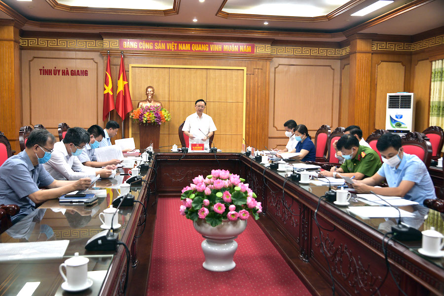 Toàn cảnh hội nghị.