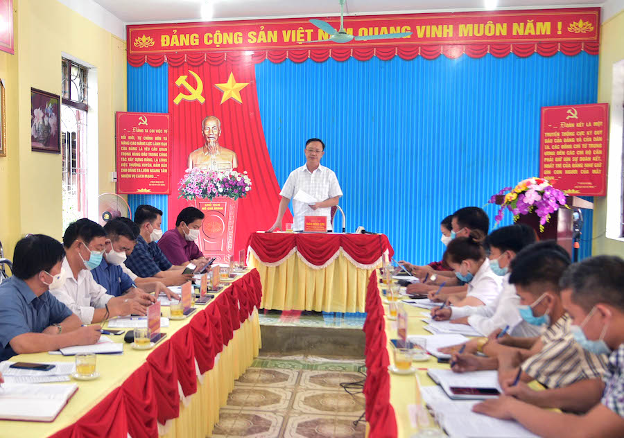 Toàn cảnh buổi làm việc.