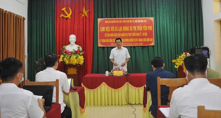 Chủ tịch UBND tỉnh Nguyễn Văn Sơn phát biểu tại buổi làm việc.