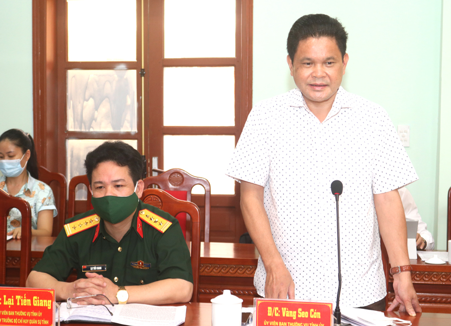 Chủ tịch Ủy ban MTTQ tỉnh Vàng Seo Cón nêu vấn đề đẩy mạnh tuyên truyền bài trừ hủ tục lạc hậu