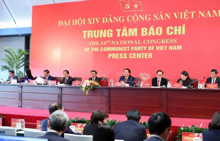Họp báo quốc tế về Đại hội lần thứ XIV của Đảng.