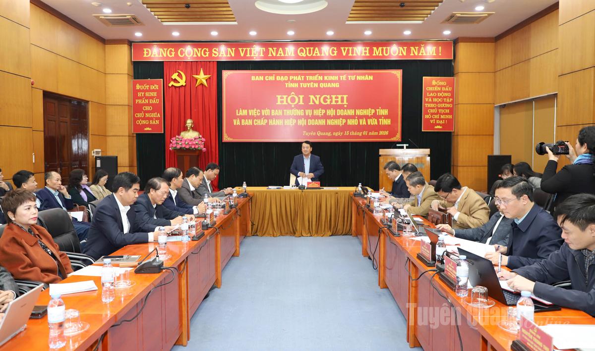 Quang cảnh hội nghị.