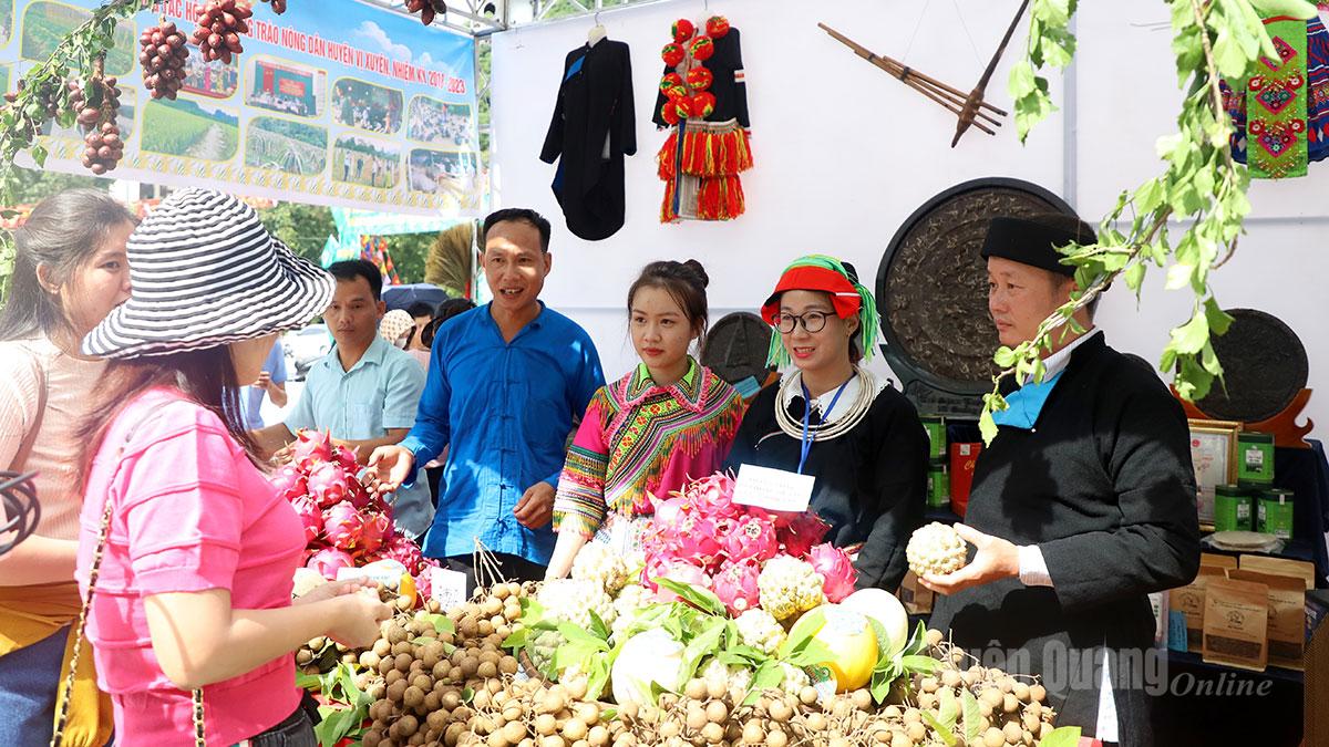Trade promotion activities help boost the consumption of the province’s key agricultural products.