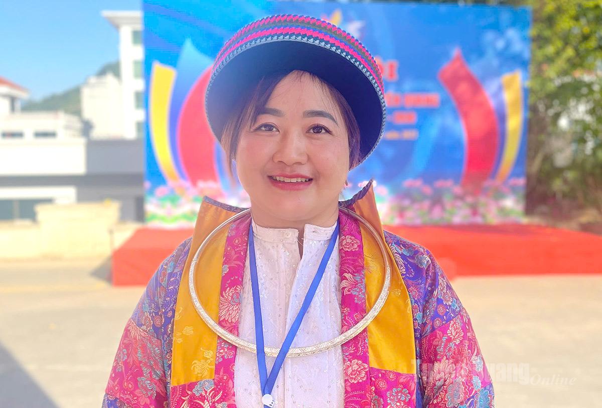  Chị Sùng Thị Pà, Chủ tịch Hội Liên hiệp Phụ nữ xã Khâu Vai.