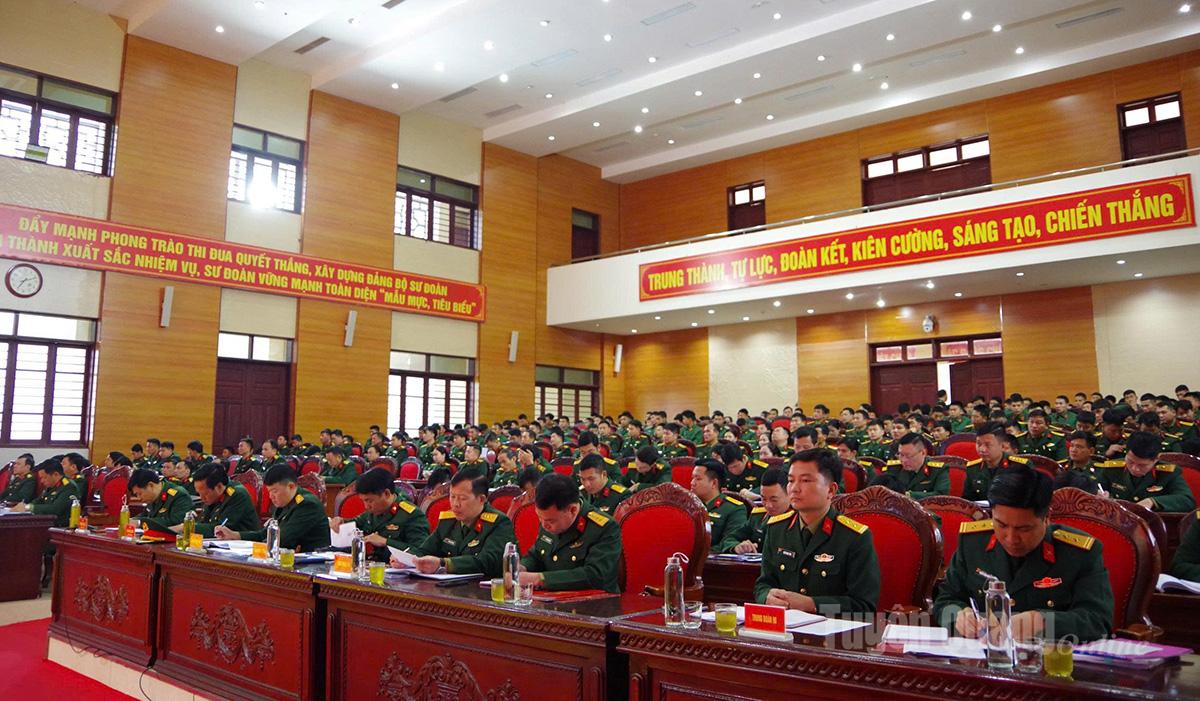 Toàn cảnh hội nghị.