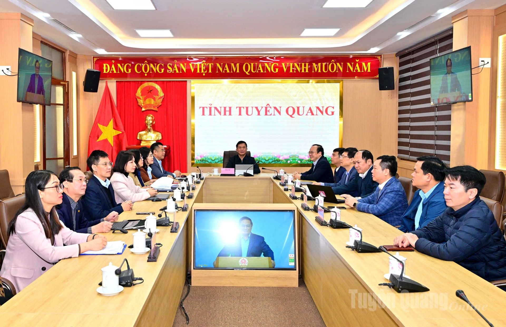 Các đại biểu dự tại điểm cầu tỉnh Tuyên Quang.