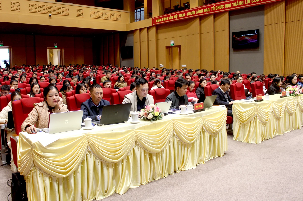 Đại biểu tham dự Hội nghị tập huấn.