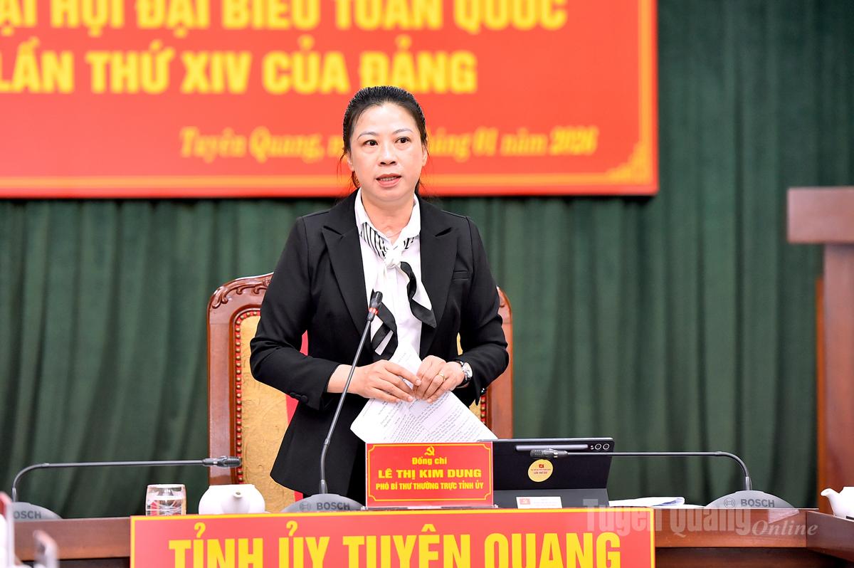 Đồng chí Phó Bí thư Thường trực Tỉnh ủy Lê Thị Kim Dung phát biểu kết luận cuộc họp