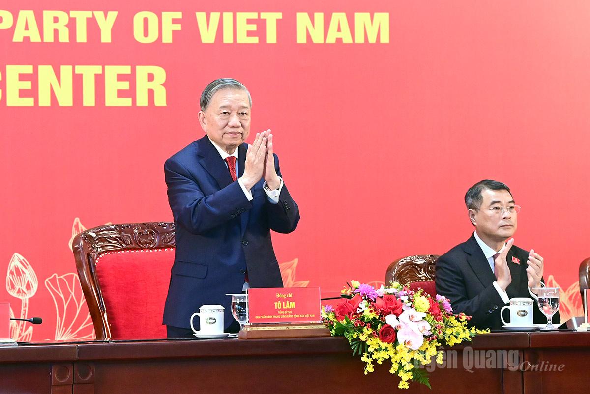 Tổng Bí thư Tô Lâm cảm ơn các cơ quan báo chí trong nước và quốc tế đã thông tin về Đại hội.