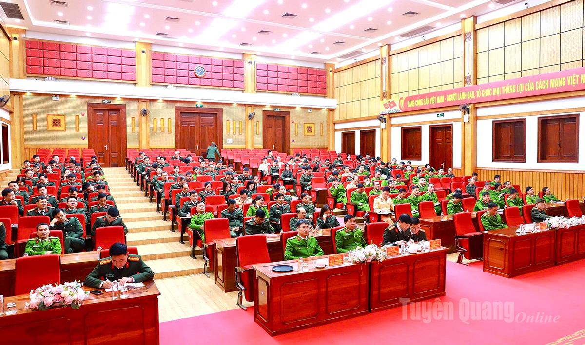 Các đại biểu dự hội nghị tại điểm cầu Công an tỉnh.