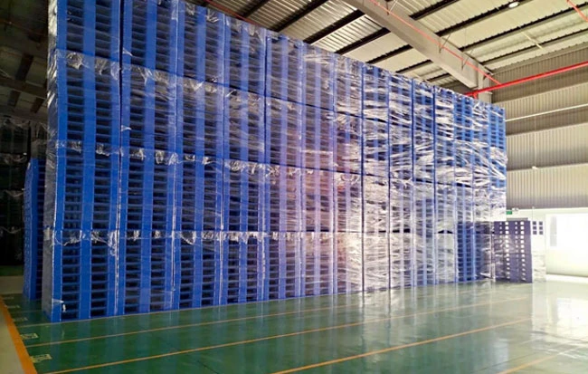 Hình ảnh kho hàng pallet nhựa của ICD Việt Nam