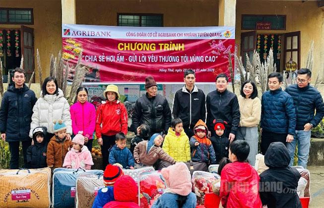 Agribank thực hiện tốt chương trình an sinh xã hội trên địa bàn tỉnh.