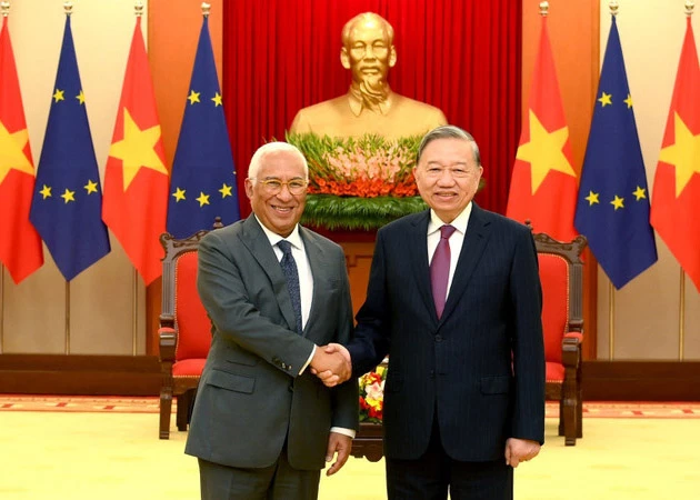 Party General Secretary To Lam (right) and President of the European Council (EC) António Costa (Photo: Dang Khoa)