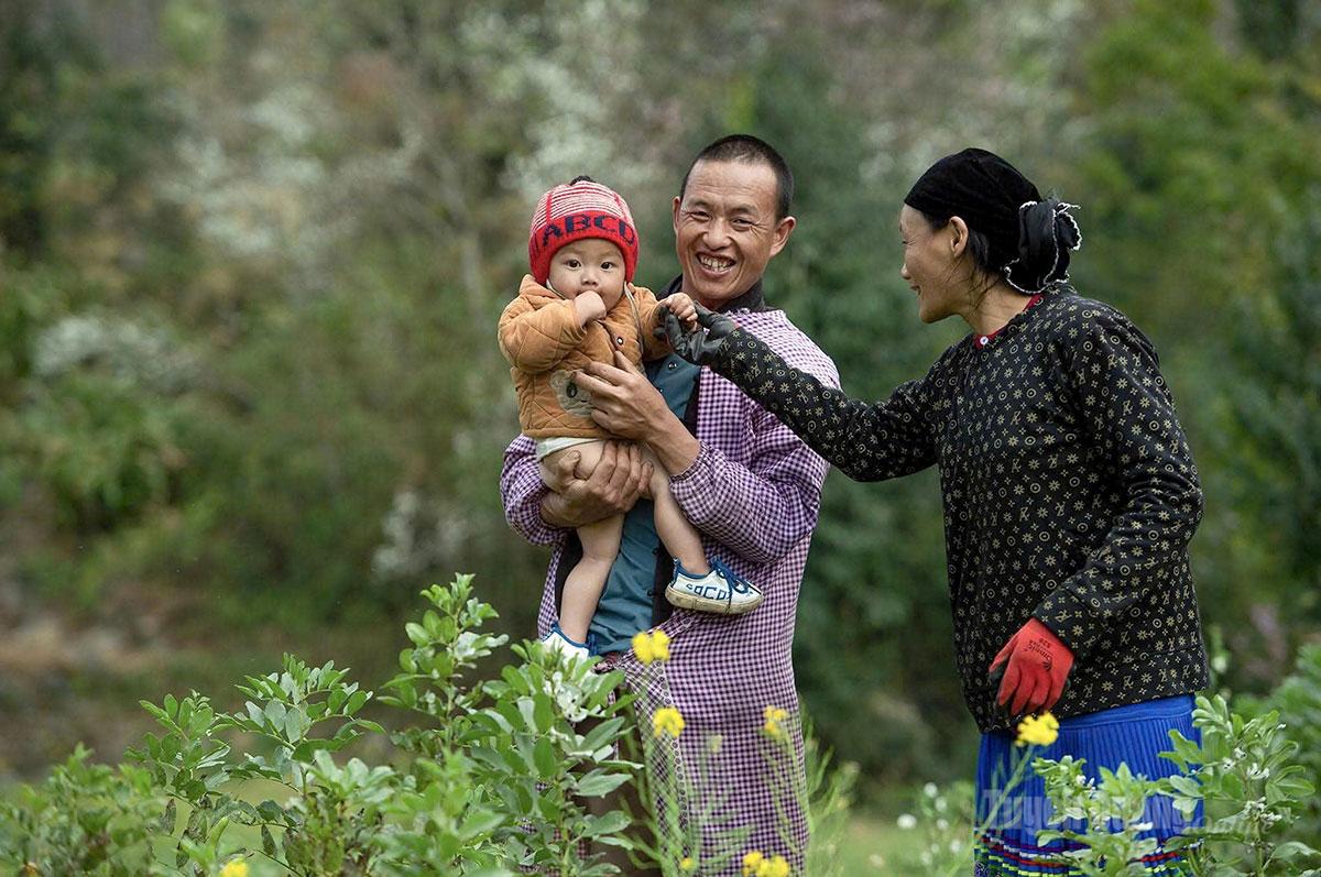 Though simple and modest, this remains a distinctive Tet celebration rooted in the traditions of the Hmong people in the country’s northernmost region.