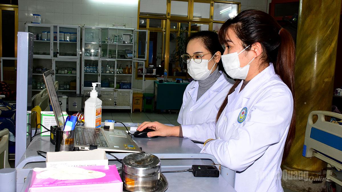 Quản lý bệnh nhân trên 
hệ thống bệnh án điện tử.