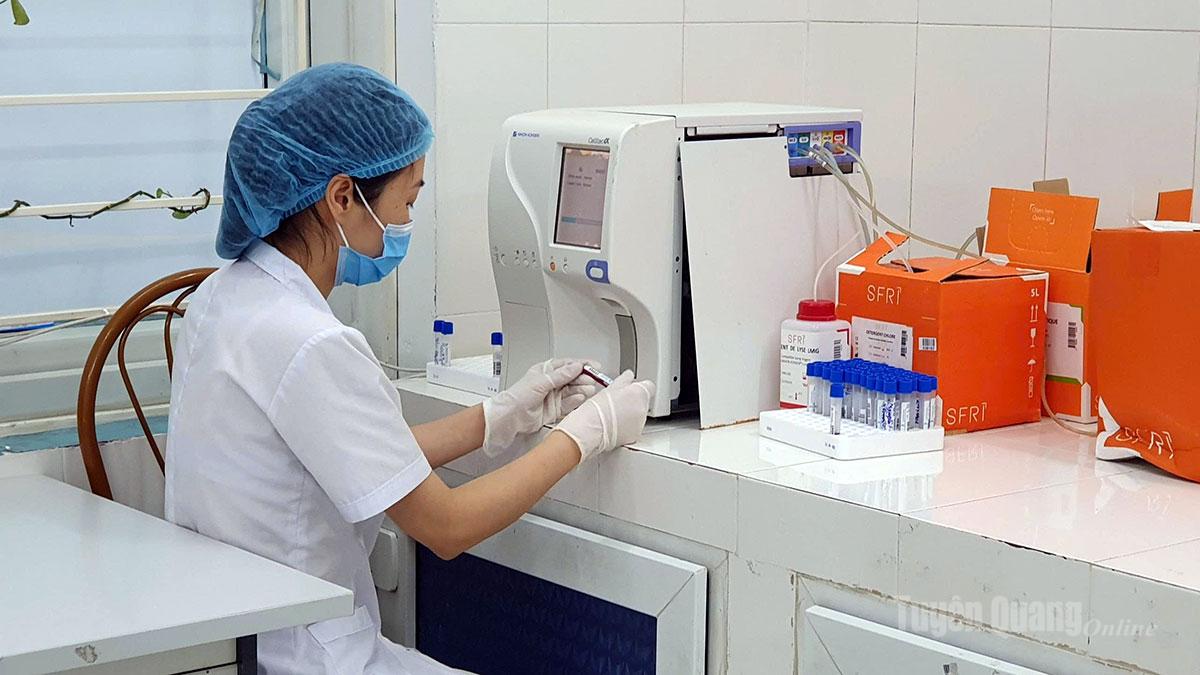 Hệ thống máy 
xét nghiệm 
hiện đại.