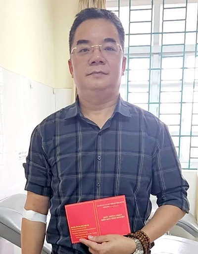 Anh Hoàng Văn Hải 
có 75 lần 
hiến máu trao yêu thương 
và sự sống.