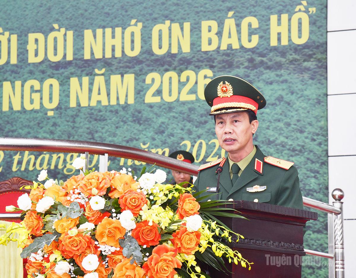 Thiếu tướng Trần Văn Bắc, Ủy viên Ban Chấp hành Trung ương Đảng, Tư lệnh Quân khu 2 phát biểu tại Tết trồng cây