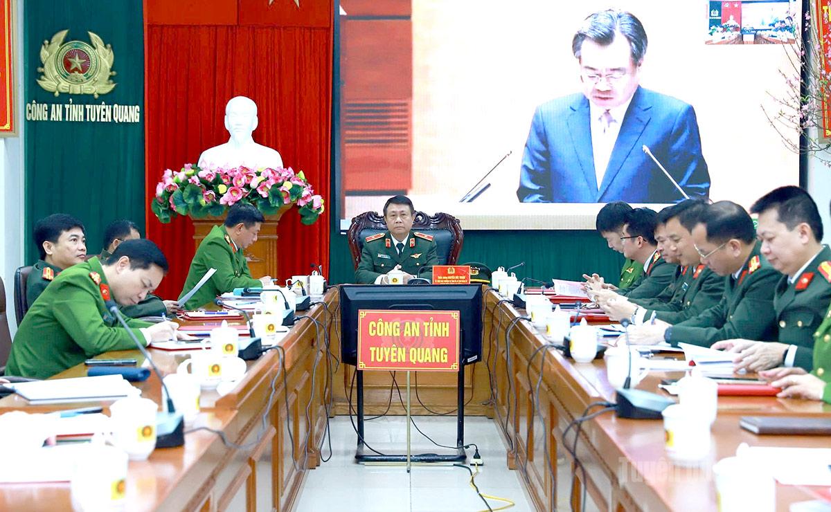 Các đại biểu dự tại điểm cầu Công an tỉnh. Ảnh: Công Vượng.