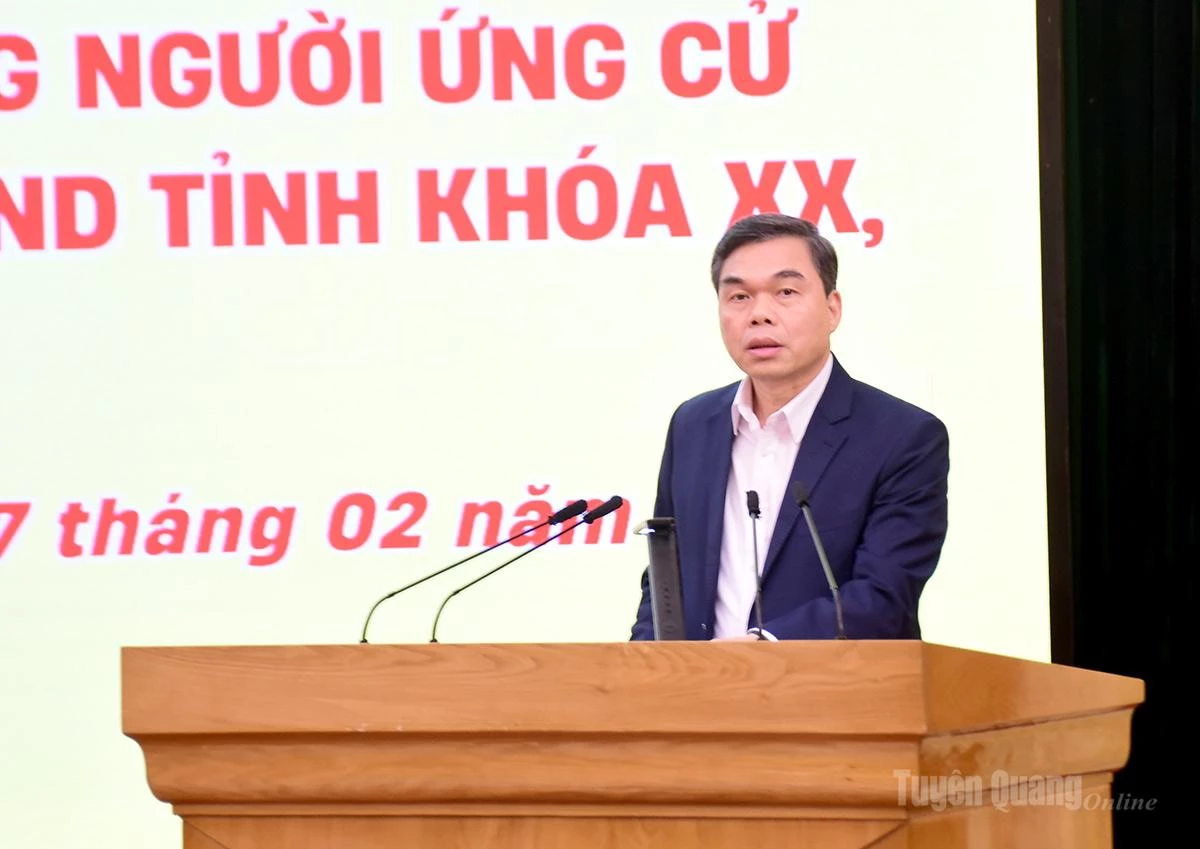 Đồng chí Ma Thế Hồng, Phó Bí thư Tỉnh ủy, Chủ tịch Ủy ban MTTQ Việt Nam tỉnh phát biểu kết luận hội nghị.