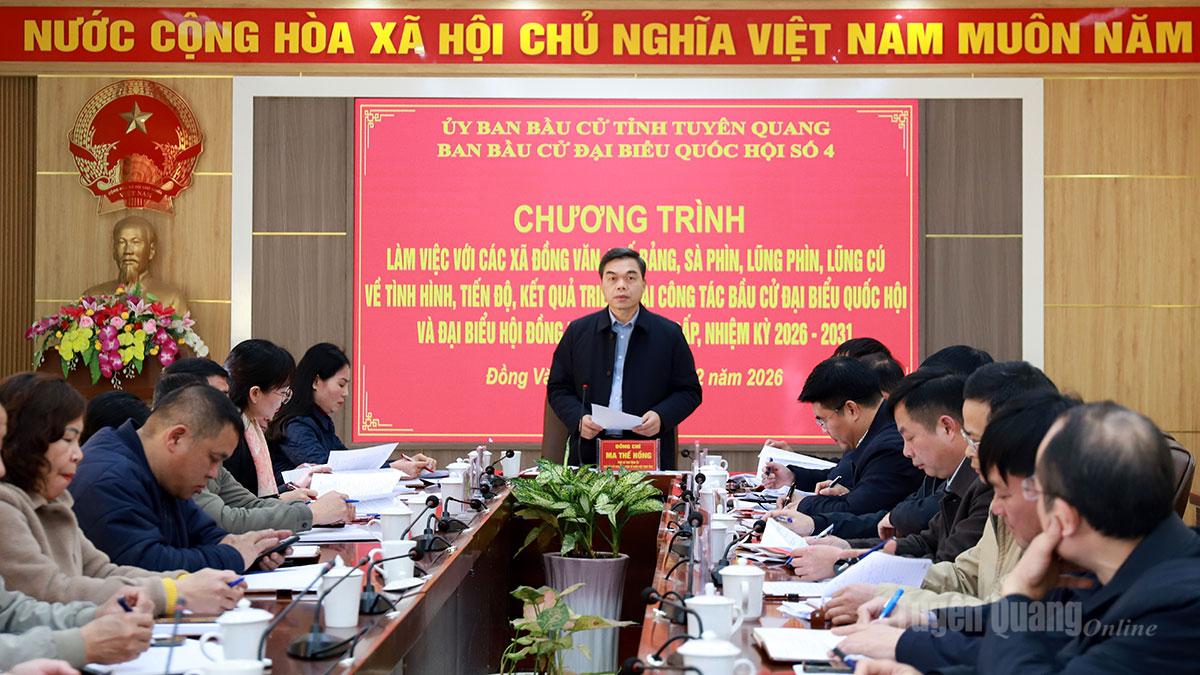 Đồng chí Ma Thế Hồng, Phó Bí thư Tỉnh ủy, Chủ tịch Ủy ban MTTQ tỉnh kết luận buổi làm việc.