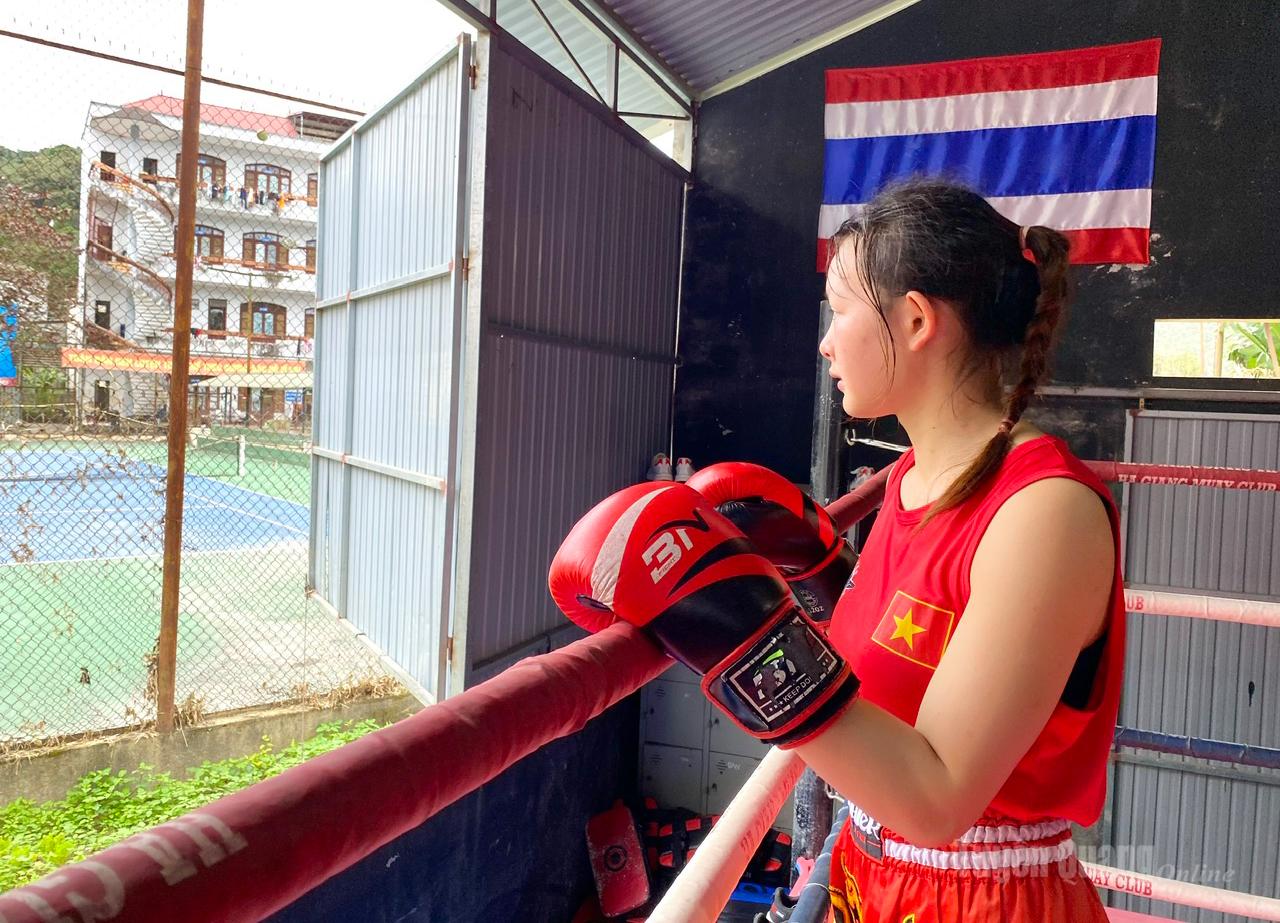 During a short break, we caught a glimpse of homesickness in their eyes after months away from their families.