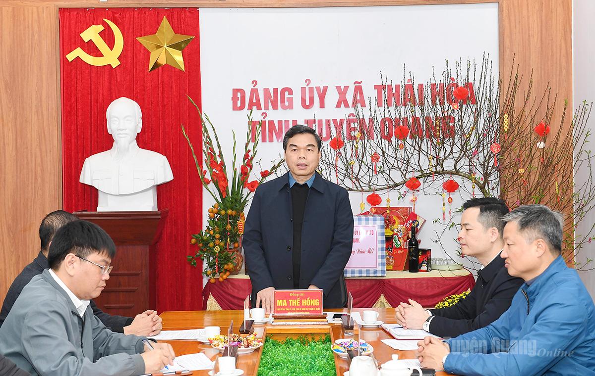 Đồng chí Phó Bí thư Tỉnh ủy, Chủ tịch Ủy ban MTTQ Việt Nam tỉnh Ma Thế Hồng phát biểu chúc Tết Đảng bộ, chính quyền và nhân dân xã Thái Hòa.