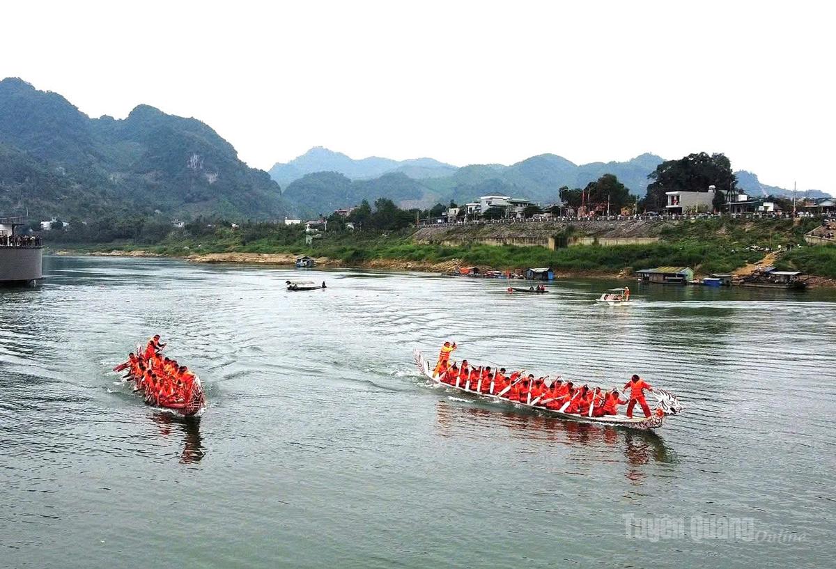 Các đội tham gia Hội đua thuyền trên sông Lô Xuân Bính Ngọ 2026.