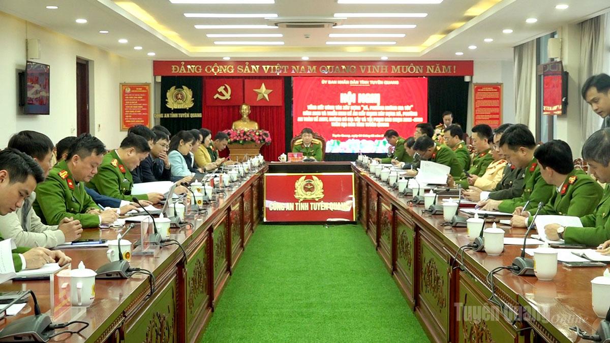 Toàn cảnh hội nghị.