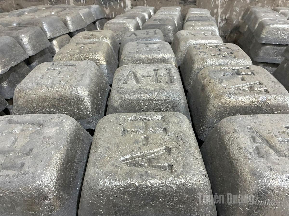 Each year, hundreds of tons of antimony metal from Tuyen Quang are exported to Japan, Germany, China, the United States, and other countries.