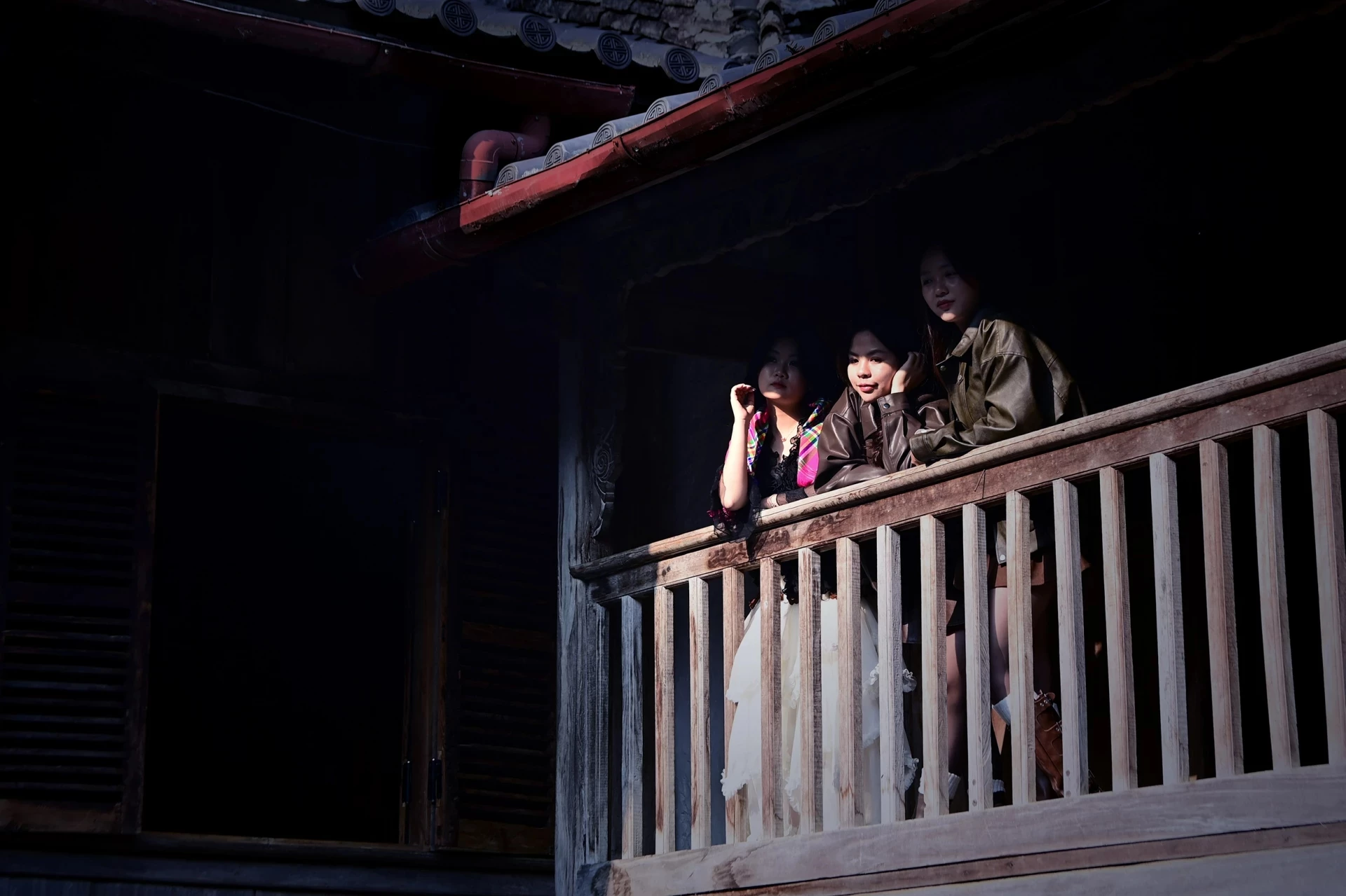 In 1993, the Vuong family mansion was recognized as a National Architectural and Artistic Heritage Site, becoming one of the most historically and culturally significant attractions of Tuyen Quang province and the country.