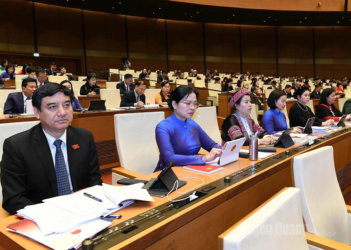 Đoàn ĐBQH tỉnh tại phiên khai mạc Kỳ họp thứ 10, Quốc hội khóa XV.