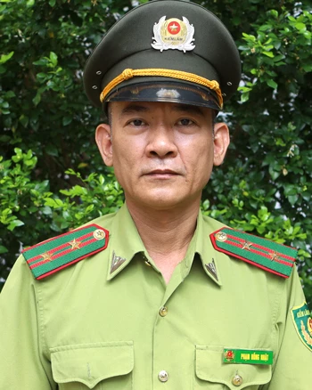 Đồng chí Phạm Hồng Nhật, Trưởng phòng Điều tra, xử lý vi phạm về lâm nghiệp, Chi cục Kiểm lâm tỉnh Tuyên Quang