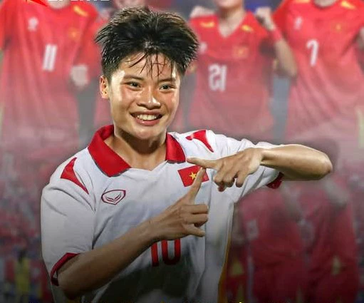 Tiền đạo Ngọc Minh Chuyên.