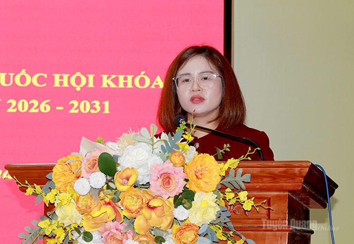 Ứng cử viên đại biểu Quốc hội khóa XVI Ma Thị Thúy, Ủy viên Ban Chấp hành Đảng bộ tỉnh, Ủy viên Ban Chấp hành Đảng bộ các cơ quan Đảng tỉnh, Phó Trưởng đoàn ĐBQH hoạt động chuyên trách khóa XV tỉnh, Ủy viên Hội đồng Dân tộc của Quốc hội trình bày chương trình hành động cá nhân.