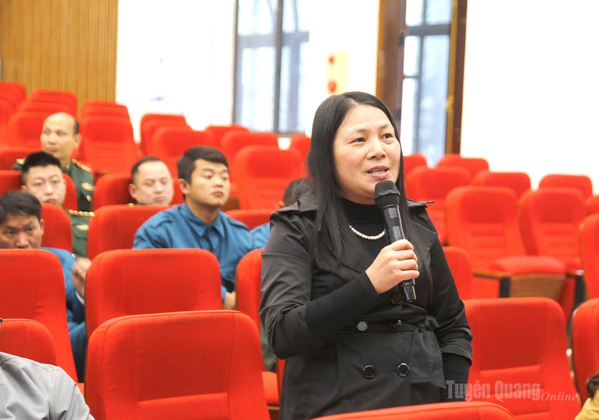 Cử tri xã Đồng Văn kiến nghị cần có giải pháp để đảm bảo nước sinh hoạt cho người dân.