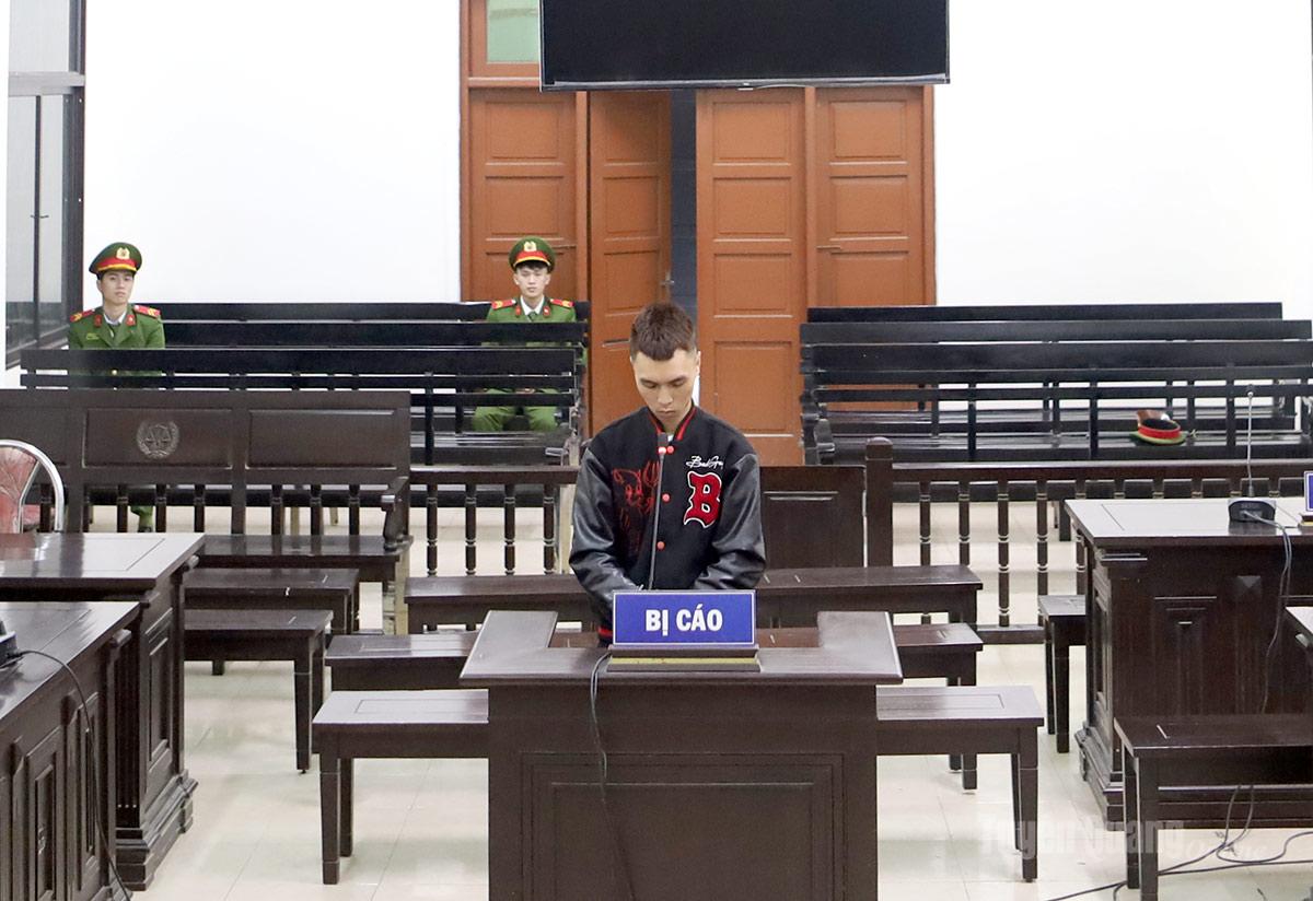 Bị cáo Trương Văn Tuấn.