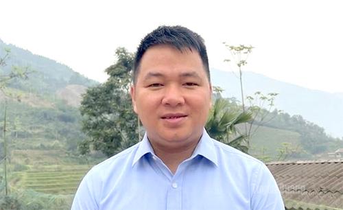 Anh Hoàng Văn Hòe, 
Trưởng thôn Nguyên Thành, xã Khuôn Lùng.