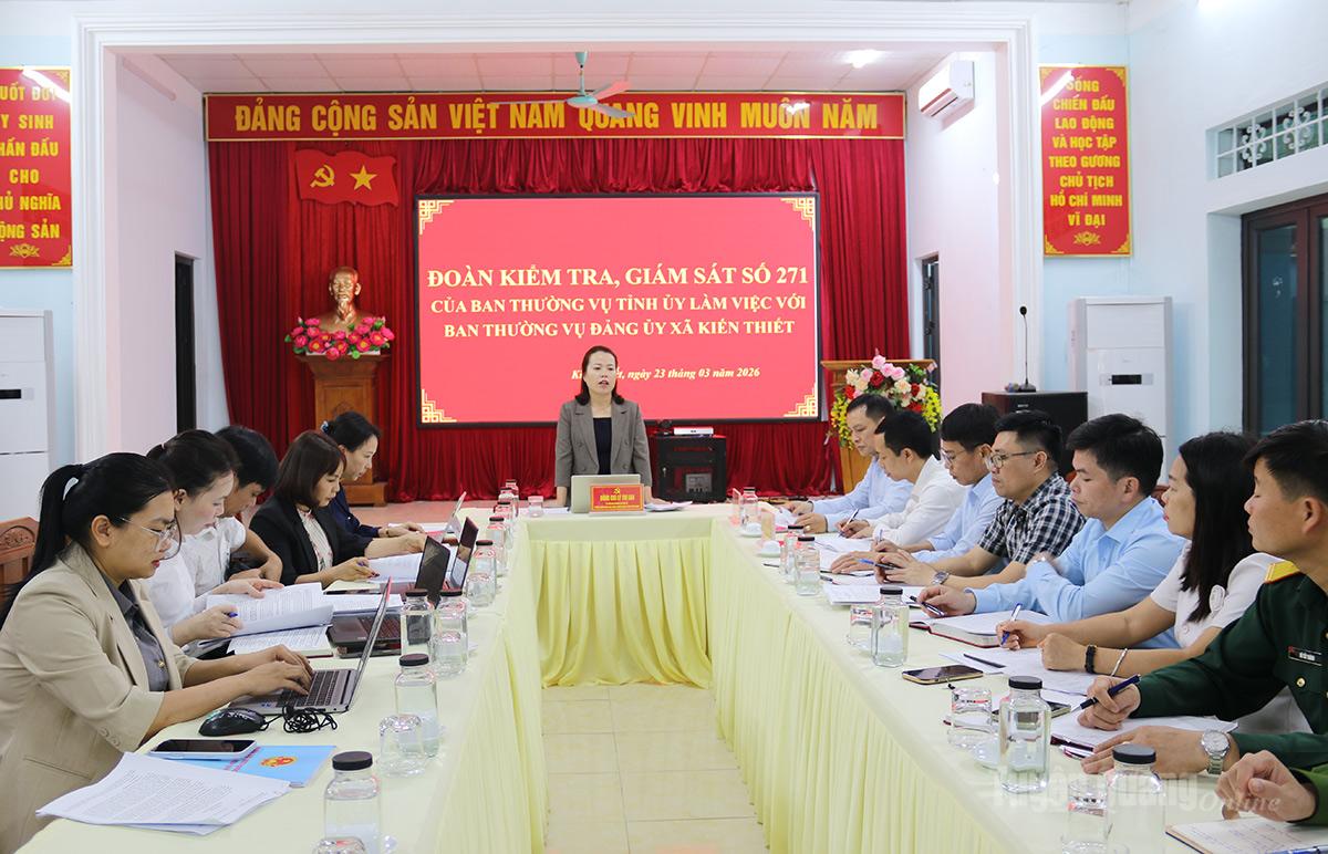 Trưởng Đoàn đại biểu Quốc hội khóa XV tỉnh Tuyên Quang Lý Thị Lan phát biểu chỉ đạo tại buổi làm việc.