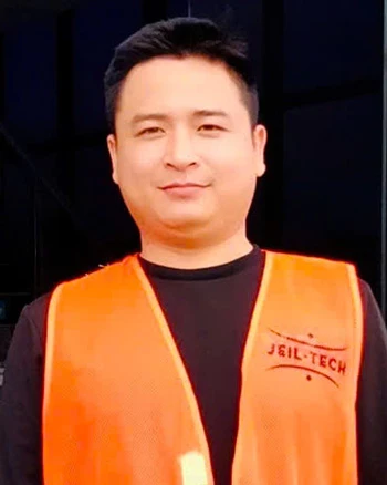 Anh Bùi Thành Trung, tổ dân phố Minh Xuân 8, phường Minh Xuân